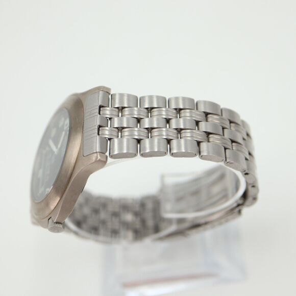 Wenger Mens Analog Digital Watch Watch Silver 40mm Black Dial 199.0687 RARE VTG - Picture 12 of 14